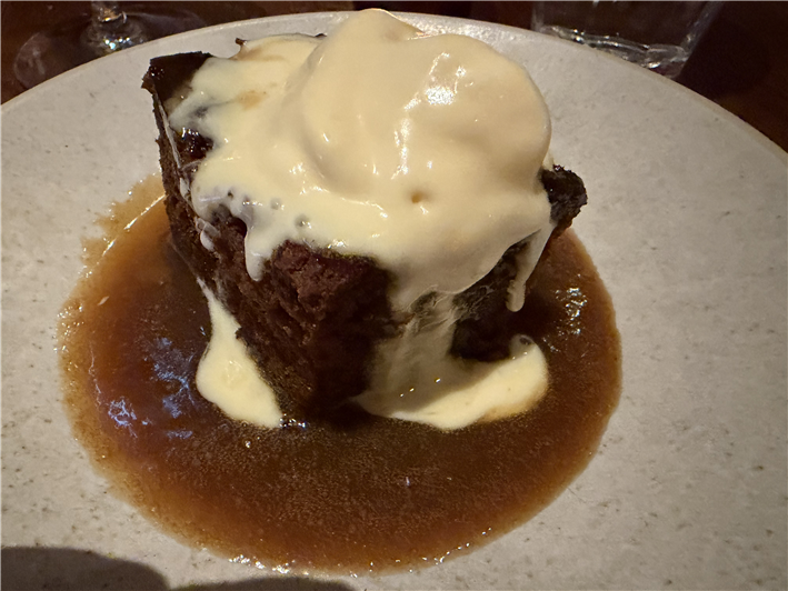 sticky toffee pudding